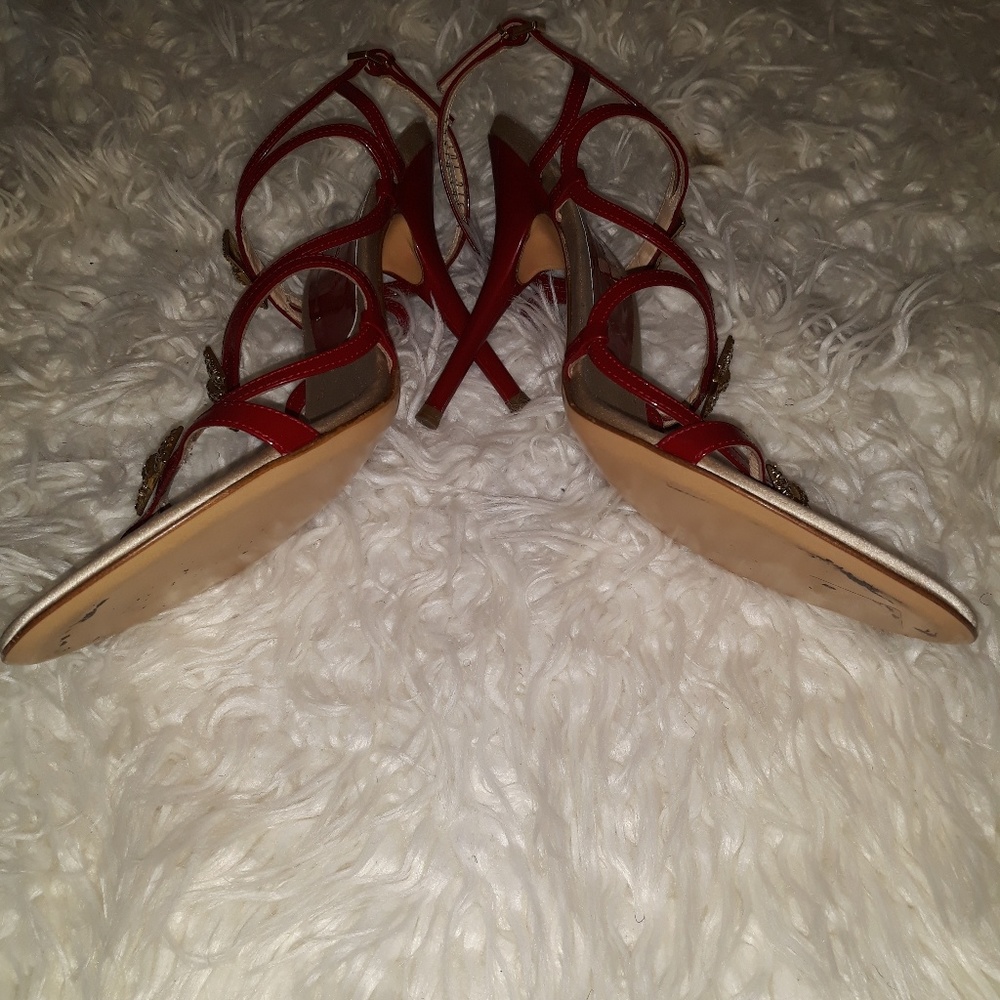 Heels - Picture 2 of 4